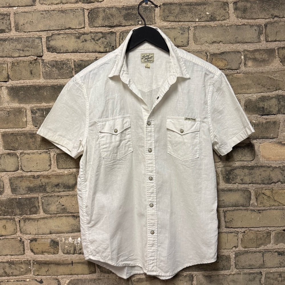 Lucky Brand jeans collared tshirt button up snaps pearl white